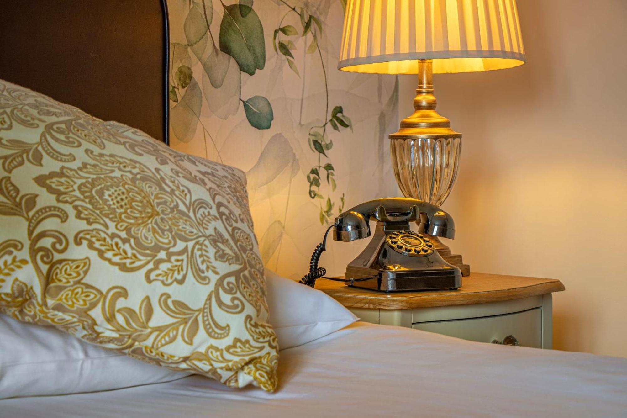 Hollins Hall Hotel, Golf & Country Club Bradford  Eksteriør billede